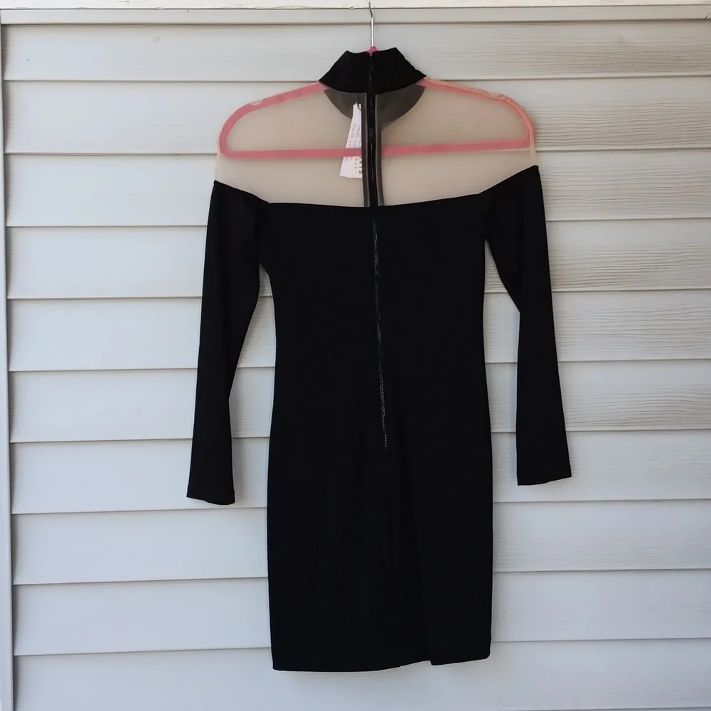 NWT $350 Alice & Olivia Zahra Sheer Turneck Mini Dress - Picture 7 of 8